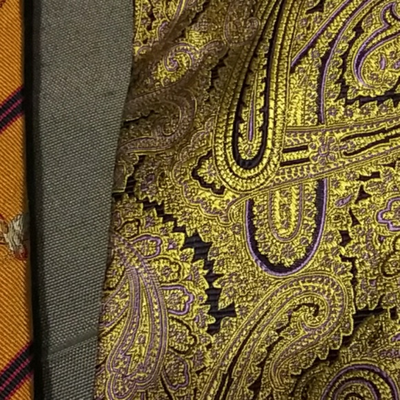 T Harris.  London ties - Picture 3 of 5